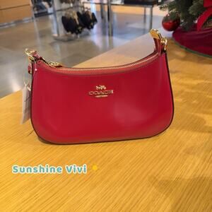 NWT Coach Teri Shoulder Bag Crossbody In Spazzolato Leather cv938 Ruby Gold